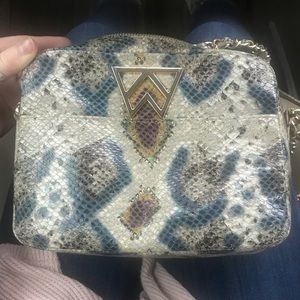 Kelly wynne mingle mingle mini